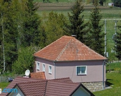 Tüm Ev/Apart Daire Etno Selo Pantovic (Sjenica, Sırbistan)