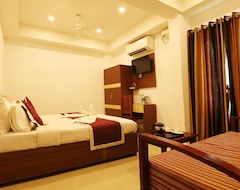 Hotelli OYO 3283 Puthens Capitol Inn (Kochi, Intia)