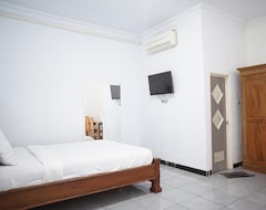 Hotel Oyo Life 92886 Rumah Nyaman Radhika 2 Syariah (Tuban, Indonesien)