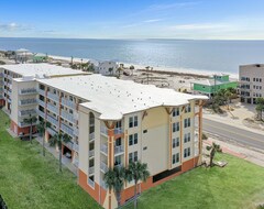 Toàn bộ căn nhà/căn hộ Gulf View, Mexico Beach Condo, Community Pool, Hot Tub, And Sauna Summerhouse (Port St. Joe, Hoa Kỳ)