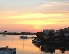 Koko talo/asunto Apartment In The Heart Of A Marina (Saint-Cyprien, Ranska)