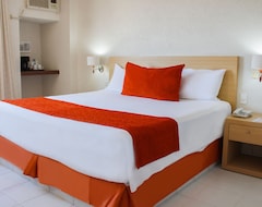 Khách sạn Hotel & Suites Real del Lago (Villahermosa, Mexico)