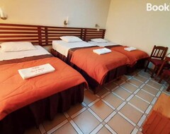 Khách sạn Hotel Los Arcos De Imperial (Lunahuana, Peru)