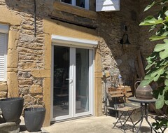 Toàn bộ căn nhà/căn hộ Petit Studio Aux Portes Du Beaujolais (Nuelles, Pháp)