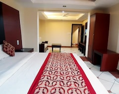 Hotel Emarald Cochin (Kochi, Indija)