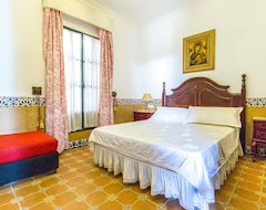 Cijela kuća/apartman 3 Bedroom Accommodation In Los Palacios (Villapalacios, Španjolska)