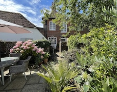 Hotelli The Courtyard (Chichester, Iso-Britannia)