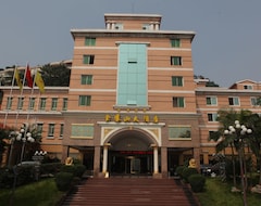 Jinfengshan Hotel (Chongqing, China)