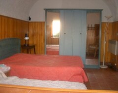 Koko talo/asunto Vacation Rental Apartment Pino Cap Corse For 5 People (Pino, Ranska)
