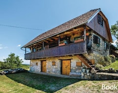 Toàn bộ căn nhà/căn hộ Two-bedroom Holiday Home In Ozalj (Ozalj, Croatia)