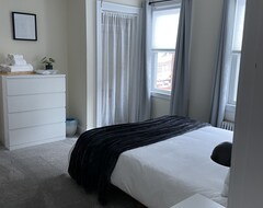 Tüm Ev/Apart Daire Spacious And Sunny Brookline Apartment (Boston, ABD)