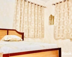 Toàn bộ căn nhà/căn hộ 8 Bedroom Holiday Home With Great Ambiance (Oshogbo, Nigeria)