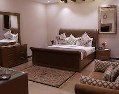 Khách sạn Zifan Hotel & Suites (Karachi, Pakistan)