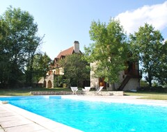 Toàn bộ căn nhà/căn hộ 18Th Century House With Private Pool (Lentillac-du-Causse, Pháp)