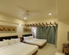 Khách sạn Shreeji Vatika (Surat, Ấn Độ)
