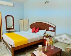 Hotel Raja (Bilaspur, India)