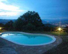 Casa/apartamento entero Detached Villa With A Private Swimming Pool And A Large Terrain (Umbertide, Italia)