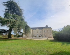 Nhà trọ Superbe Château Du 19eme En Touraine 15 P (Saint-Michel-sur-Loire, Pháp)