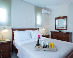 Huoneistohotelli Diamante Beachfront Suites (Xylokastron, Kreikka)