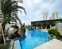 Hotel The Lumiere Riverside Luxury Suite (Ho Ši Min, Vijetnam)