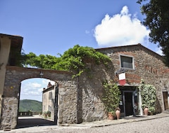 Otel Montelucci (Pergine Valdarno, İtalya)