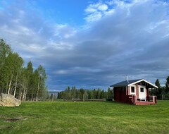 Koko talo/asunto Confortable Logement Sur Une Ferme De Huskies Et Chevaux En Laponie (Storuman, Ruotsi)