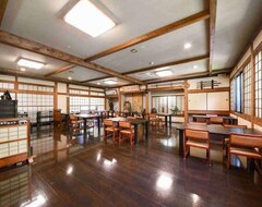 Shirataki Hotel (Kokonoe, Japan)