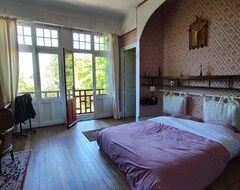 Cijela kuća/apartman Belle Maison De Maître à La Campagne, Proche De Dijon Et De La Côte Des Vins (Longchamp, Francuska)