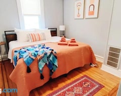 Hele huset/lejligheden Cozy 1bdr In Center City Philly Hosted By Stayrafa (Philadelphia, USA)