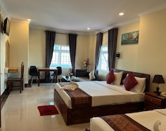 Hotelli Hotel Queen Wood (Phnom Penh, Kambodzha)