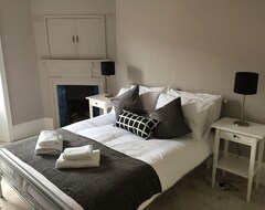 Hele huset/lejligheden Beautiful 2 Bed West End Apartment (Glasgow, Storbritannien)