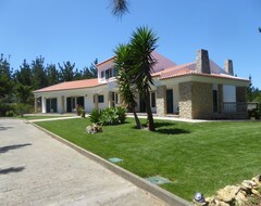 Hele huset/lejligheden Large country villa with sea views (São João das Lampas, Portugal)