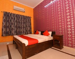 Khách sạn Oyo 38412 Kavya International (Jodhpur, Ấn Độ)