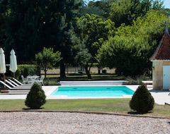 Hele huset/lejligheden Luxury 7 Bedroom Country Home With Private Pool Near Saint Emilion (Mouliets-et-Villemartin, Frankrig)