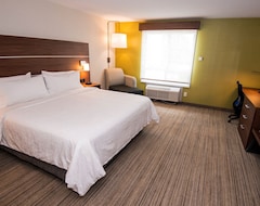 Holiday Inn Express Hotel & Suites-Hinton, An Ihg Hotel (Hinton, Canada)