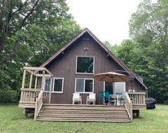 Entire House / Apartment Muskegon River Front Cottage (Sears, USA)