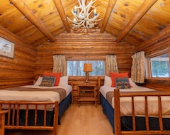 Toàn bộ căn nhà/căn hộ Beautiful River Side Ranch Cabin. Sauna, Bar, Lodge, And Game Room (Hoback Junction, Hoa Kỳ)