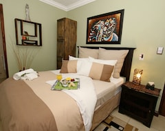 Guesthouse Summer Garden Guest House (The Palms) (Benoni, South Africa)