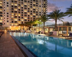 Hotel Your Relaxing Getaway Awaits! 4 Comfortable Units, Walk To Hallandale Beach (Hollywood, Sjedinjene Američke Države)