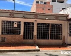 Cijela kuća/apartman Agradable Casa En Cucuta Cerca Al Cc Unicentro (Cúcuta, Kolumbija)