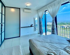 Hotelli Euzmo Residences @ Trefoil (Shah Alam, Malesia)