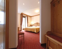 Khách sạn Hotel Ariston (Molveno, Ý)