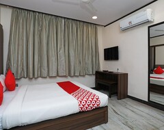 OYO 15966 Hotel Shivam (Kolkata, India)