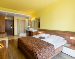 Hotel Hunguest Sun Resort (Herceg Novi, Crna Gora)