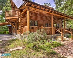 Cijela kuća/apartman Quiet Inverness Log Cabin With Furnished Deck! (Inverness, Sjedinjene Američke Države)
