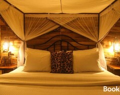 Hotelli Ndoto Serengeti Camp (Musoma, Tansania)
