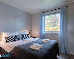 Căn hộ có phục vụ Modern & Cozy Apartments Close To Nature, West Lofoten (Soervaagen, Na Uy)