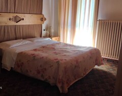 Ihr Hotel Villa Emma (Canazei, İtalya)
