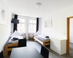 Koko talo/asunto Md06 Apartment In Magdeburg, 45sqm, 1 Kitchen. 2 Bedrooms, Max. 4 People (Magdeburg, Saksa)