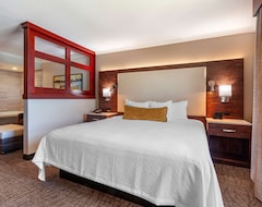 Khách sạn Best Western Premier Bridgewood Resort (Neenah, Hoa Kỳ)